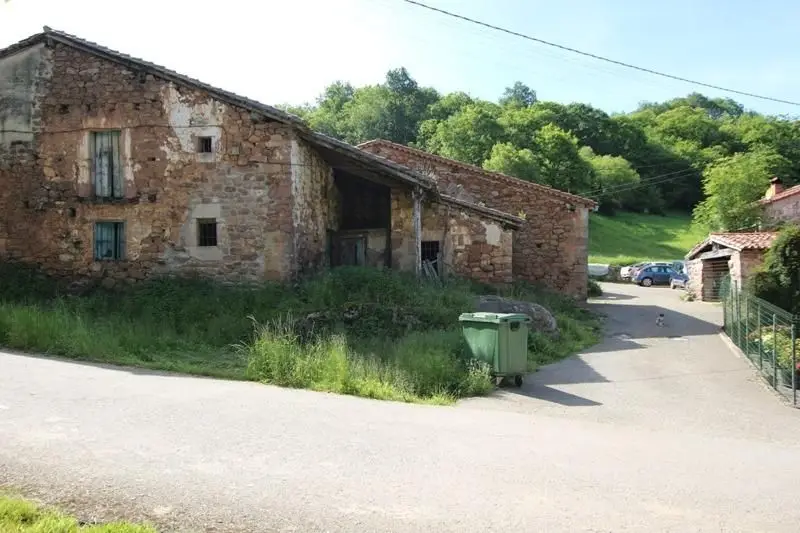 Casa Rústica en Bustriguado Valdáliga para Reformar