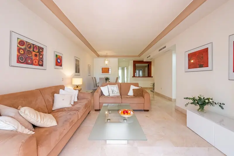 Apartamento en venta en Puerto Banus Marbella