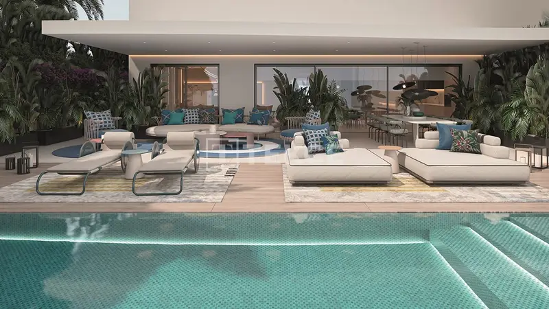 Villa en Marbella con Piscina Privada y Acceso a Lujo