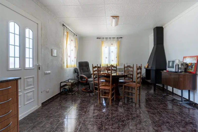 Finca Rustica con Olivos en Freginals Tarragona