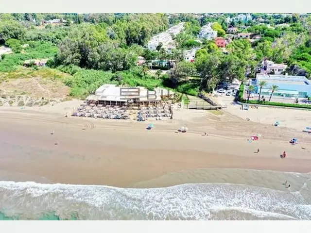 Atico Lujo 5 Dormitorios Primera Linea Playa Marbella