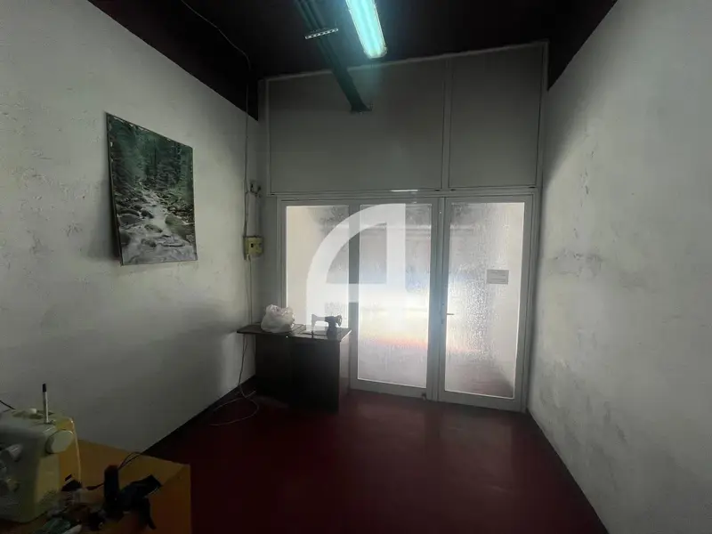 Local Comercial 125m2 Terrassa  Alquiler Venta