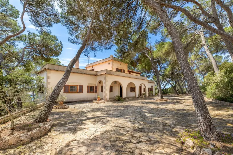 Casa Villa 6 Dormitorios Mallorca Cala Mondragó Acceso Playa
