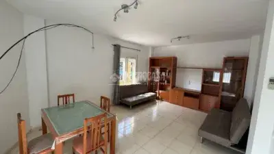 Casa Adosada en La Rinconada 142m2 3 Dormitorios Garaje Azotea