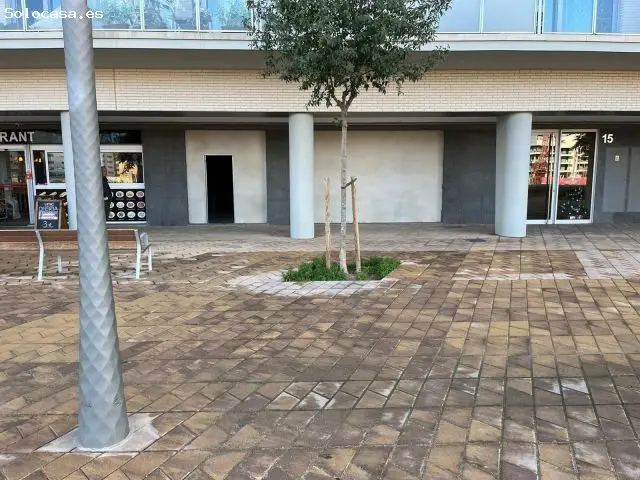Local en Alquiler con Salida de Humos en Badalona