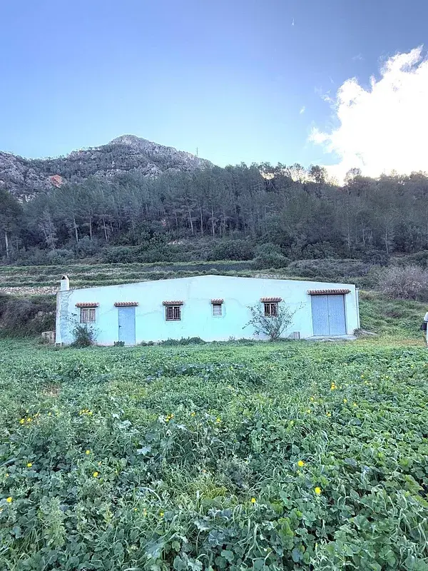Masía con terreno en Benifallet, ideal para agricultura