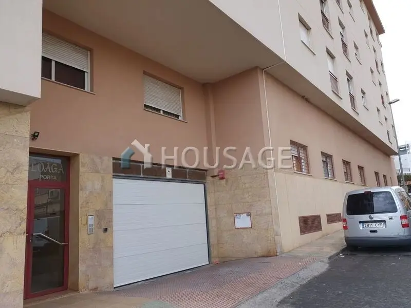 Piso en Venta en Vicar 3 Dormitorios 2 Banos Plaza de Garaje