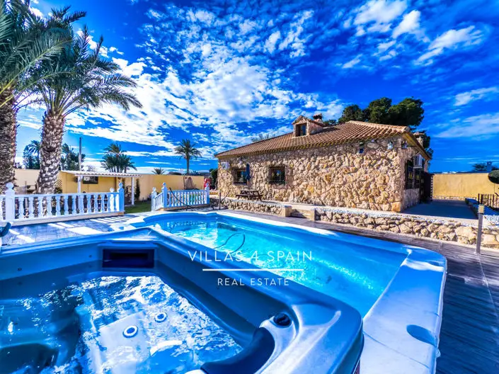Villa 4 Dormitorios Fortuna Piscina Privada Jacuzzi