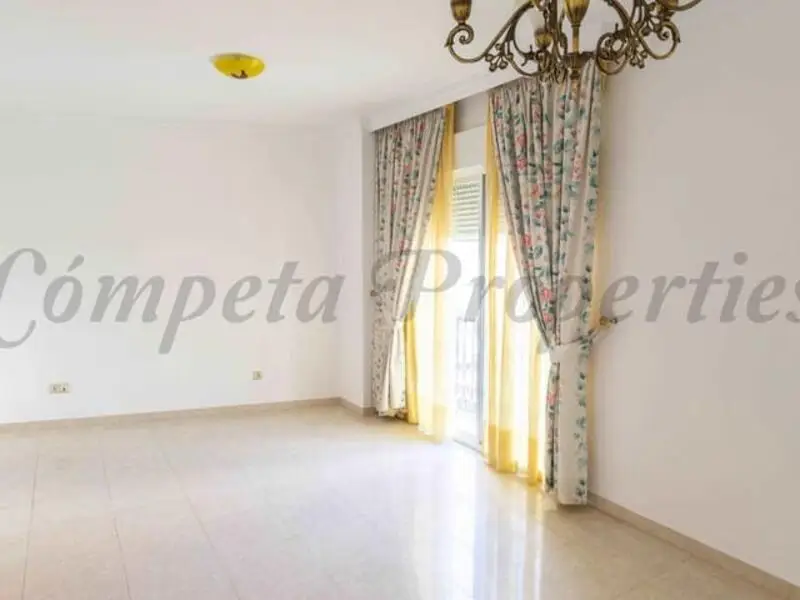 Apartamento 4 Dormitorios Cómpeta Centro, Terraza, Vistas