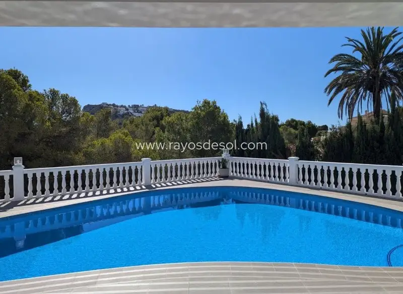Chalet en Venta en Paichi Teulada Moraira Alicante