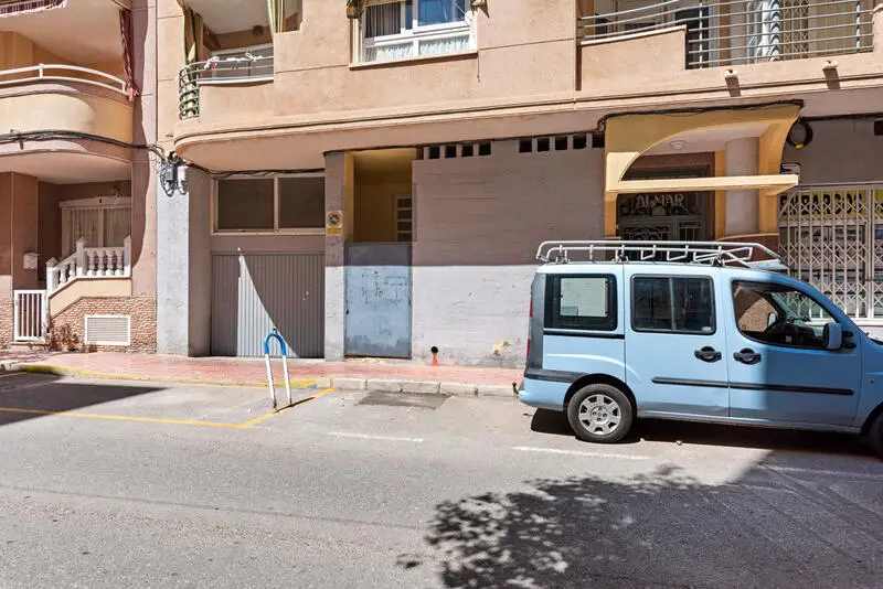 Atico en venta Torrevieja 3 dormitorios 2 banos terraza 74m2