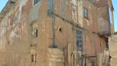 Casa Rústica con Enorme Potencial en Villadiego