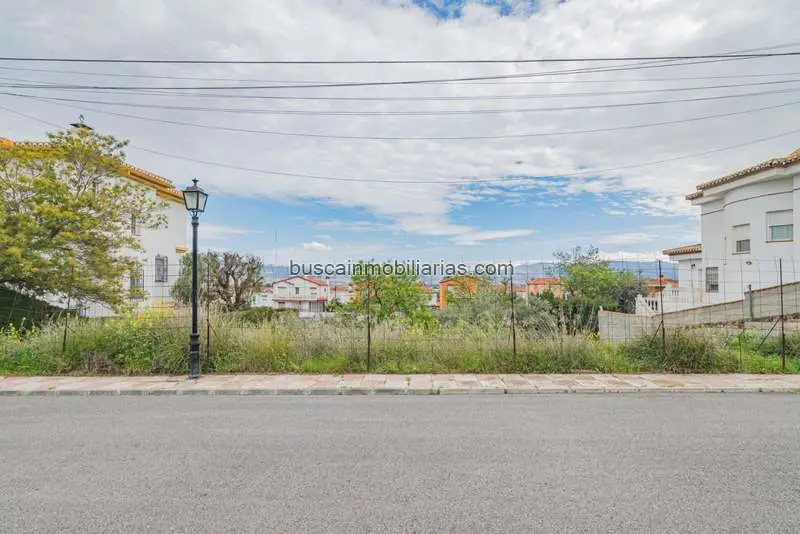 Solar 500m2 Urbanizable Cúllar Vega Piscina Jardín