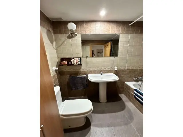Piso  En El Centro De Alicante  1 Dormitorio Garaje Y Trastero