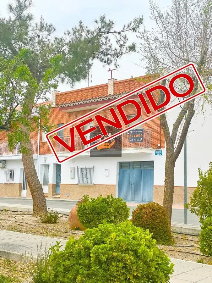 Venta Adosado Amueblado Velez Rubio