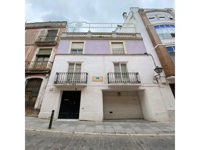 Edificio de 3 Plantas en Centro Histórico de Badajoz Subasta
