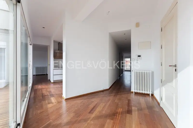 Apartamento en Venta Valencia 189m2 4 Habitaciones 2 Baños Terrazas