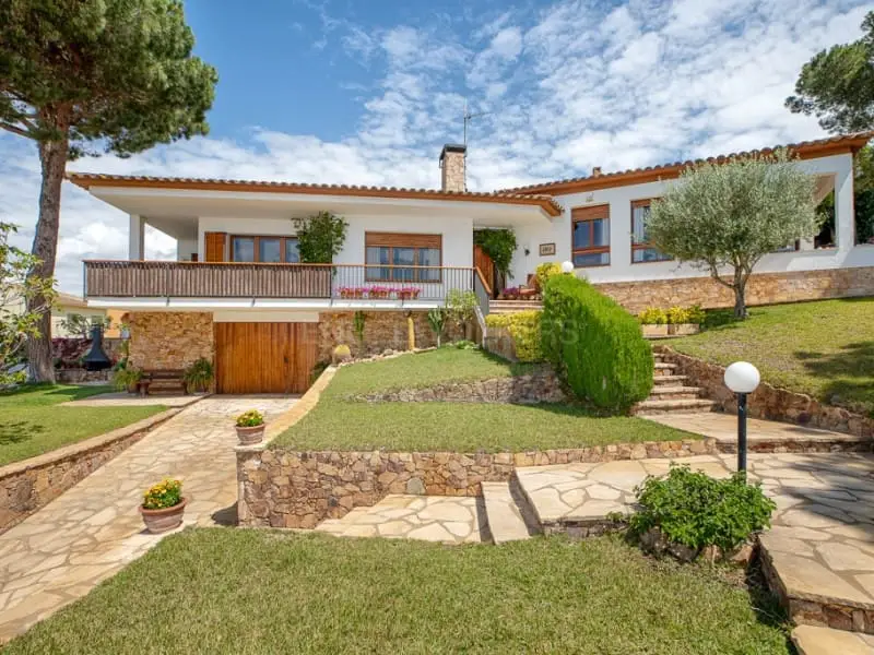 Chalet en Venta Mont ras Girona Cerca de la Playa