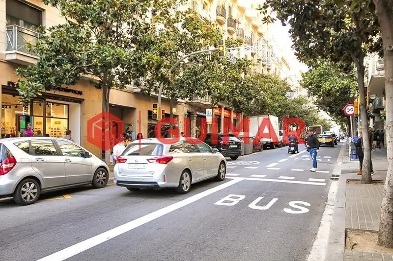 Venta Local Comercial Sarria 195m2 421m2 Alta Rentabilidad