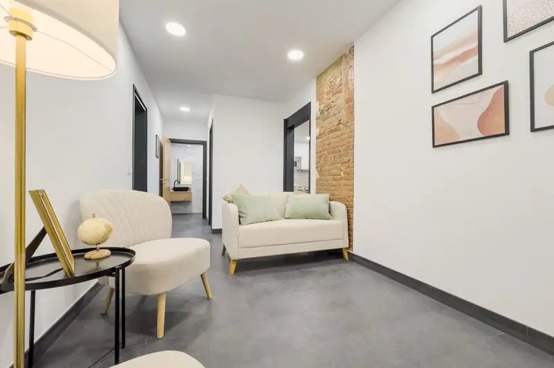 Habitacion Doble Luminosa en Sarria con Jardin Privado
