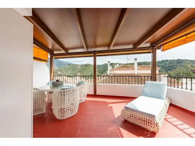 Apartamento en Venta Benahavis Malaga 2 Dormitorios 2 Baños
