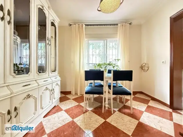 Alquiler Casa Amueblada 3 Dormitorios Nuevo Bulevar