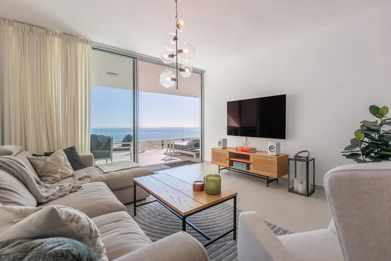 Apartamento Lujo Benalmadena Pueblo Vistas al Mar Piscina Spa