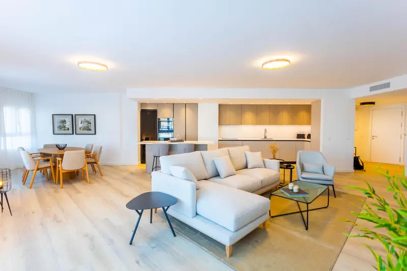 Apartamento 4 Dormitorios Albatros XV Nueva Andalucia Vistas Impresionantes