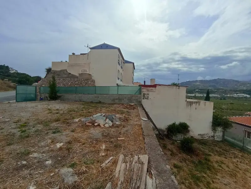 Solar en Velilla Almunecar con Proyecto Aprobado