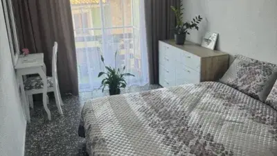 Piso en Venta Onil: Luminoso y Amueblado