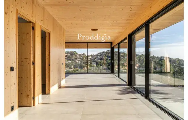Alquiler Casa 4 Dormitorios 333m² Matadepera