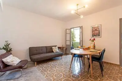 Apartamento en Cabanyal Valencia: 3 Dormitorios, Cerca de la Playa