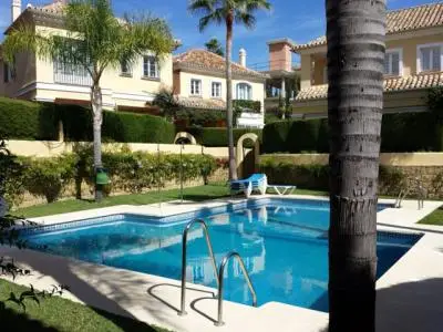 Casa Adosada en Elviria Cerca de Marbella