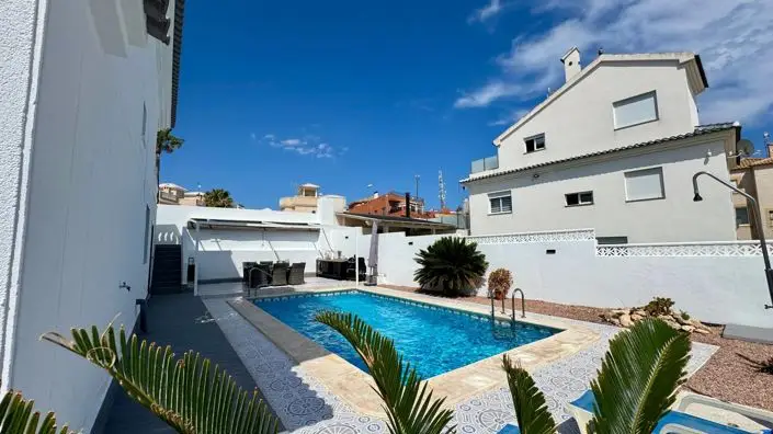 Villa 4 Dormitorios Los Dolses Piscina Privada Vistas Montaña