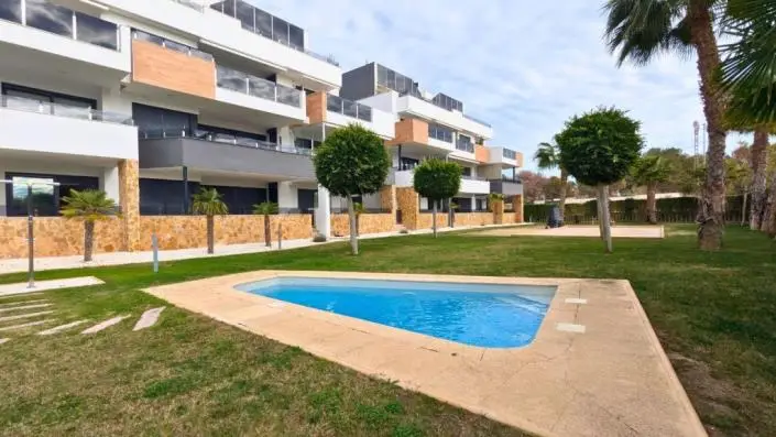 Apartamento en Orihuela Costa 2 Dormitorios 2 Banos Cerca de la Playa