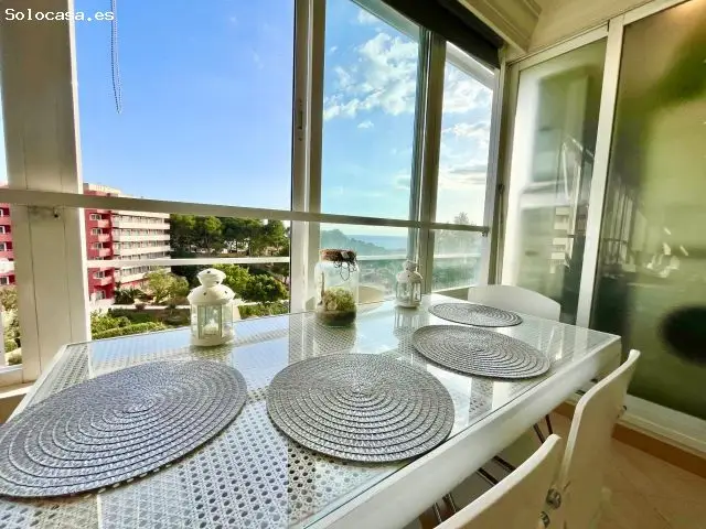 Apartamento de Lujo en Portals Nous con Vistas al Mar