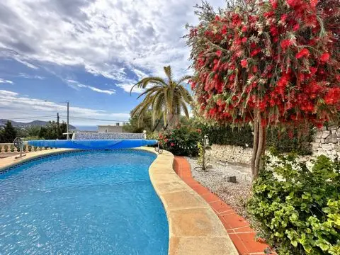 Chalet Villa 3 Dormitorios Moraira Benimeit Vistas al Mar Piscina