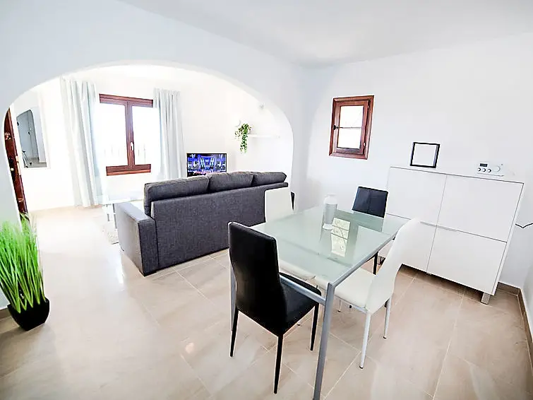 Casa-Villa de 2 Dormitorios alquiler Benissa, España