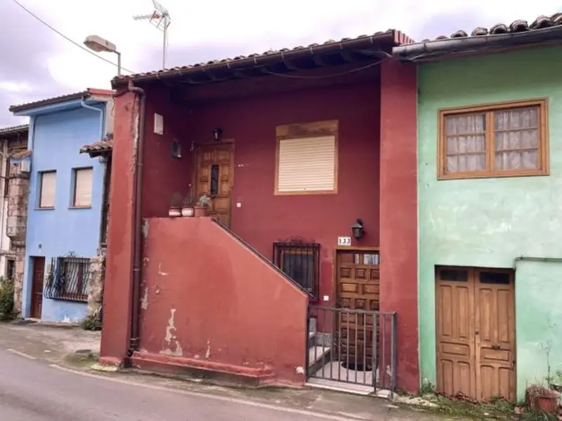 Chalet en Cue Llanes Asturias 73m2 2 habitaciones