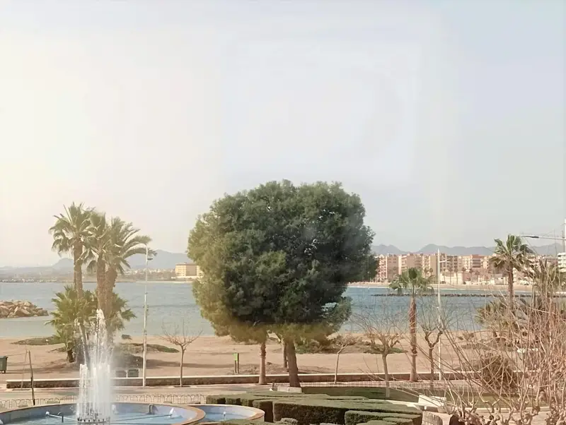 Piso en venta Aguilas Murcia primera linea de playa reformado