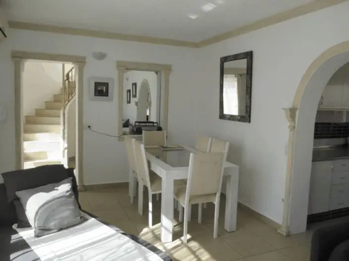 Villa en venta en Torreblanca Fuengirola 4 dormitorios piscina vistas al mar