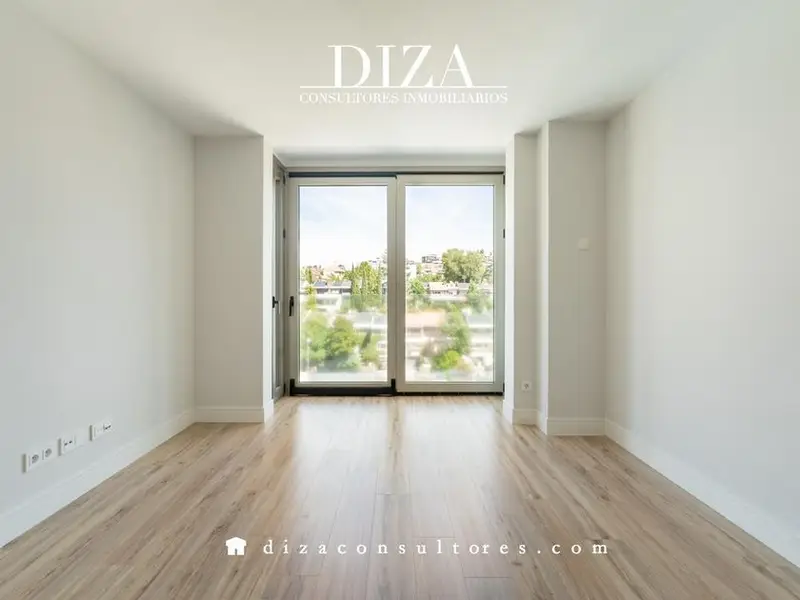 venta Piso en Peñagrande, Madrid (DS-P77596)- Globaliza