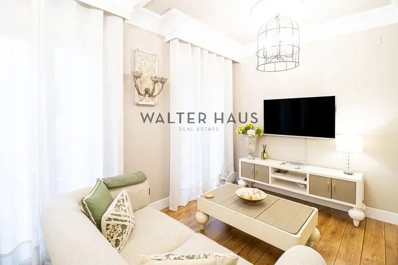 Piso en venta en Goya Madrid: 74m2, 2 dormitorios, 2 balcones