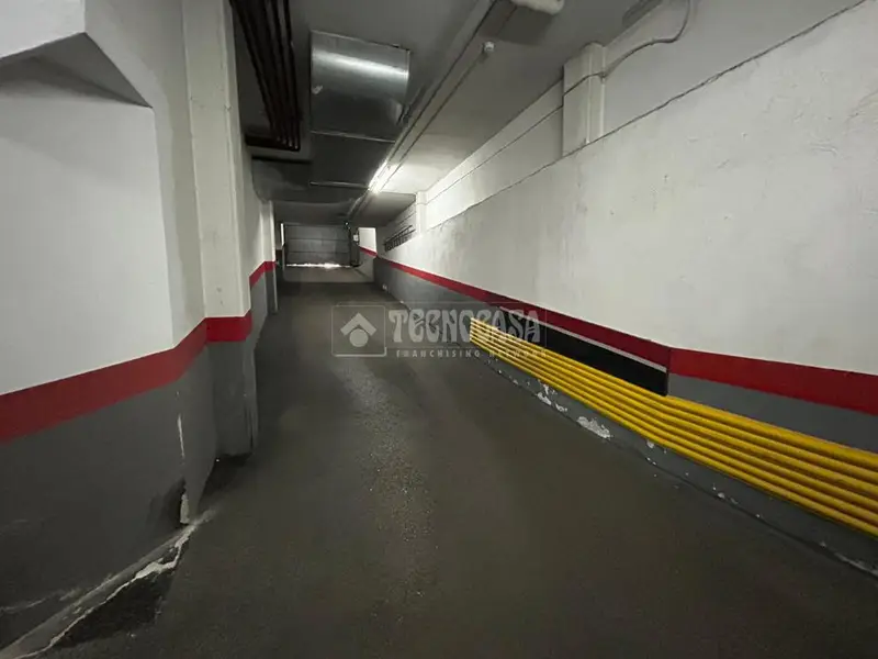 Venta Piso Chamartin Amplio Luminoso Piscina Garaje