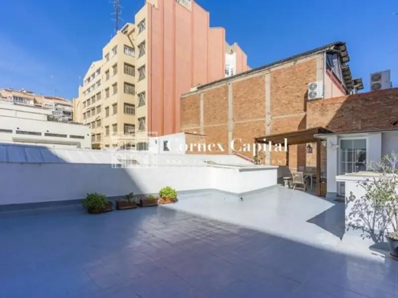 venta Chalet en El Parc i la Llacuna del Poblenou, Barcelona (42530451657.108900)- Globaliza