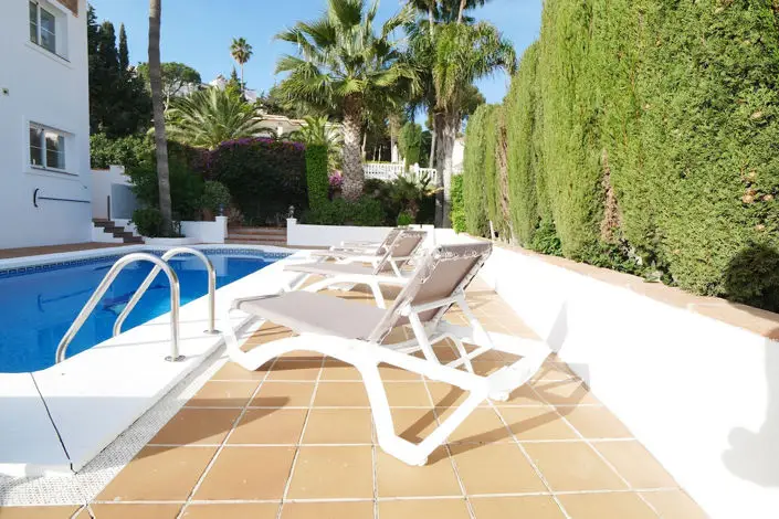 Villa 6 Dormitorios Costa del Sol Venta