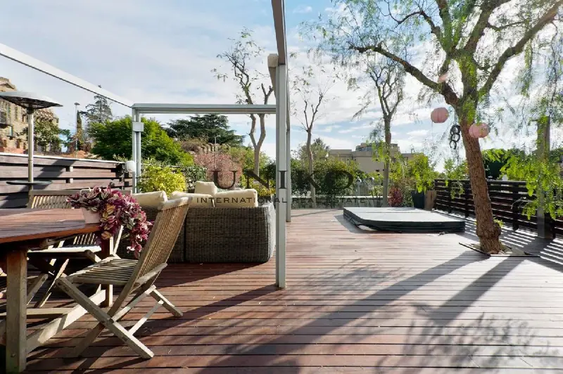 Casa con Terraza y Jardín en Vallvidrera