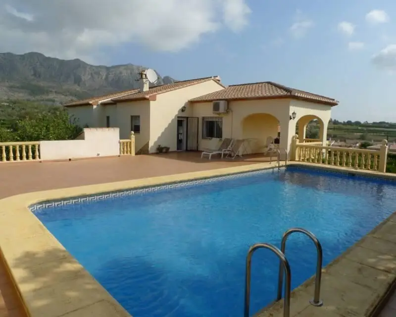 Chalet 4 Dormitorios Beniarbeig Vistas Montaña Piscina