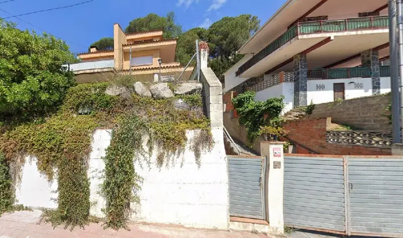 Venta Casa Jardin Urb Can Massuet Dosrius Inversores