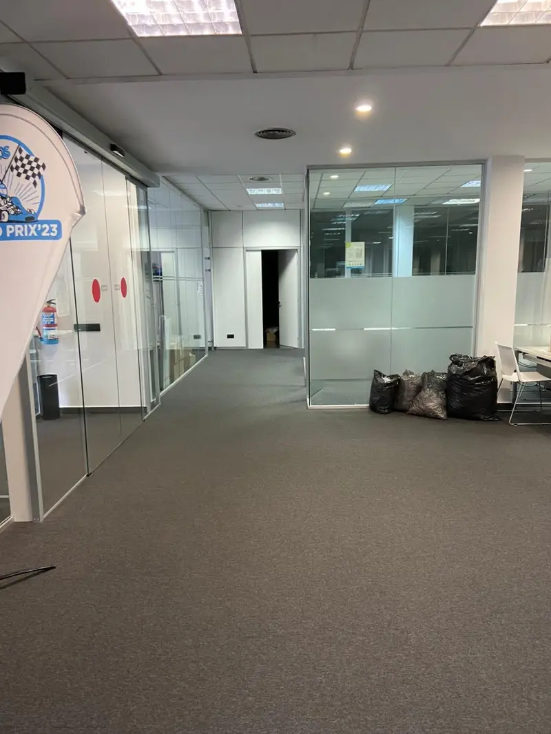Oficina 715m2 Deusto Reformada 10 Despachos Aire Acondicionado